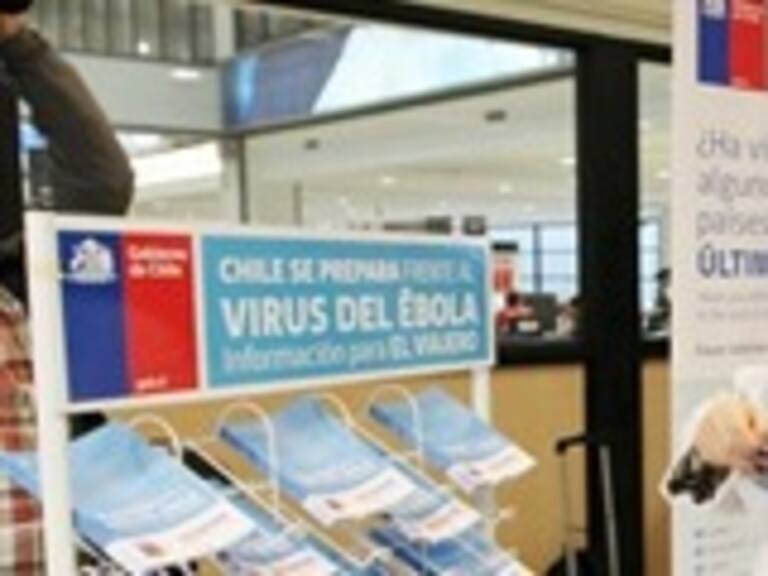 Minsal lanzó campaña informativa sobre el ébola en el Aeropuerto de Santiago