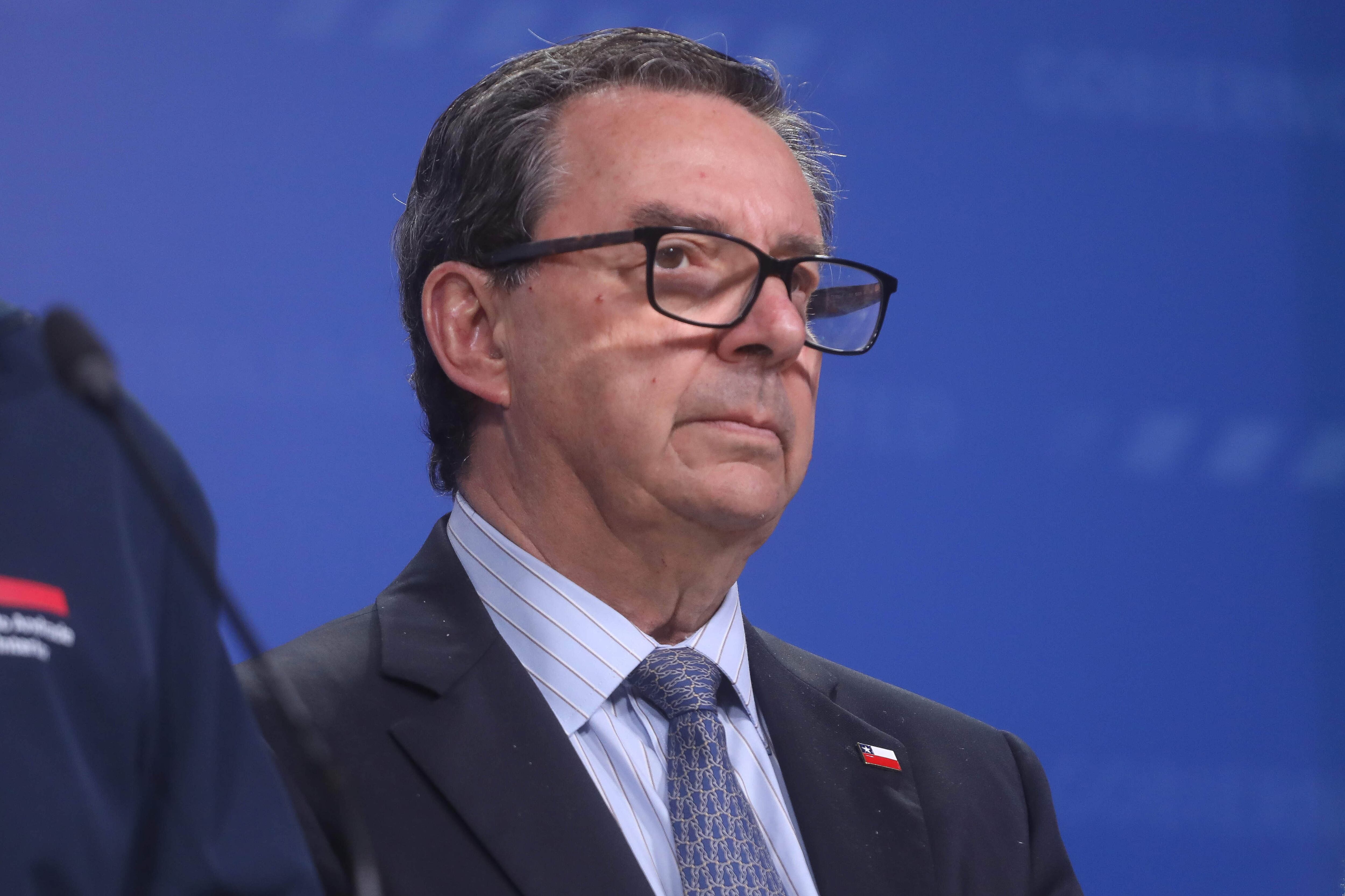 Fernando Barros, Ministro de Defensa