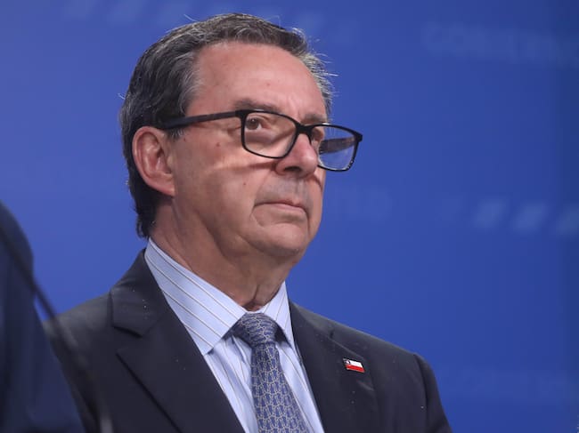 Fernando Barros, Ministro de Defensa