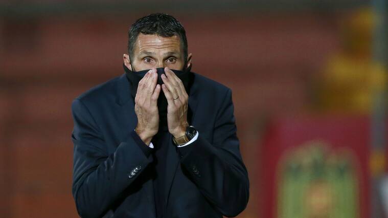 22 de Mayo del 2021/SANTIAGOEl Director Tecnico de Universidad Catolica Gustavo Poyet, durante el partido valido por la octava fecha del Campeonato Nacional AFP PlanVital 2021, entre Union Espaola vs Universidad Catolica, disputado en el Estadio Santa Laura.
FOTO:JAVIER VALDES LARRONDO/AGENCIAUNO