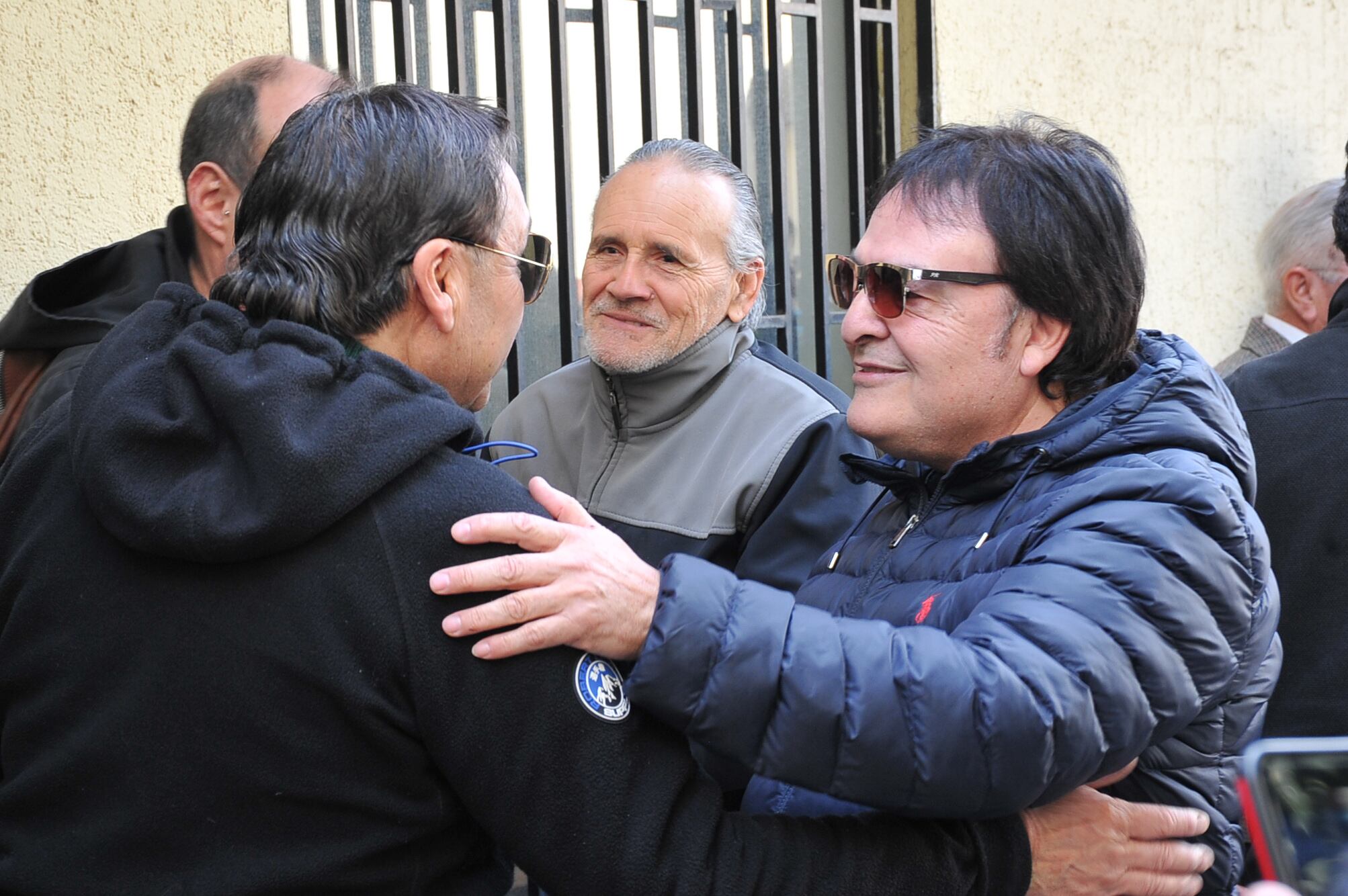 15 DE JULIO DEL 2024 / SANTIAGO El humorista Patricio “Pato” Mejías, integrante de Los Atletas de la Risa, durante su asistencia a velorio.
Velorio del humorista Claudio Reyes, en la Capilla Castrense de Providencia, quien falleció a los 64 producto de un infarto.
FOTO: VICTOR HUENANTE / AGENCIAUNO