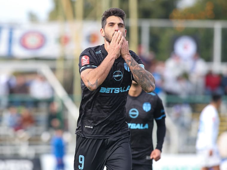 ¡Con triplete de Larrivey! Magallanes desnudó las falencias de Colo Colo y lo goleó por la Copa Chile | Instagram: Magallanes