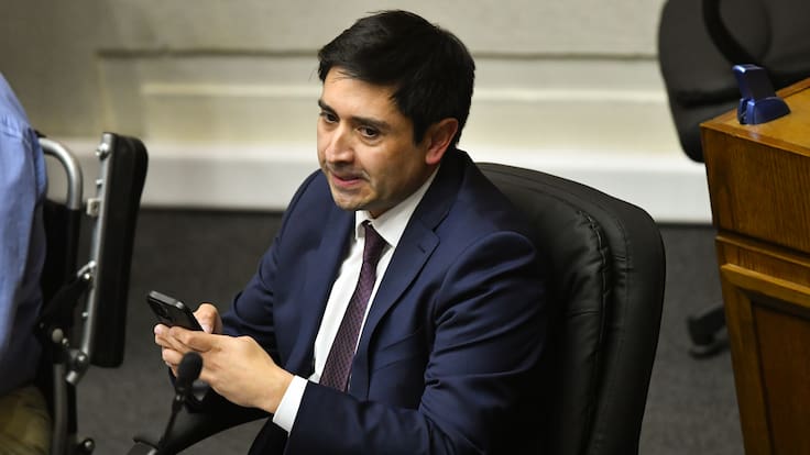 “Las instituciones funcionan”: El descargo del senador Calisto luego de que la Corte congelara su desafuero por presunto fraude
