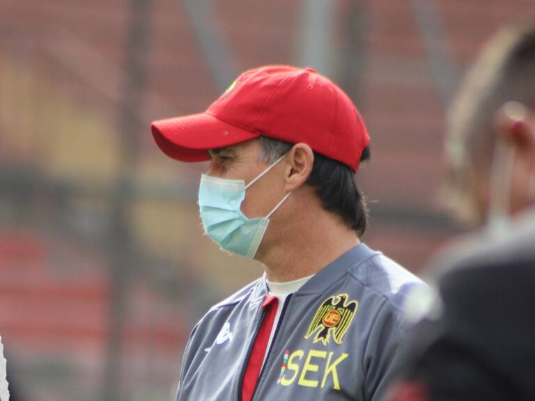 César Bravo asumió de nuevo como técnico de Unión Española