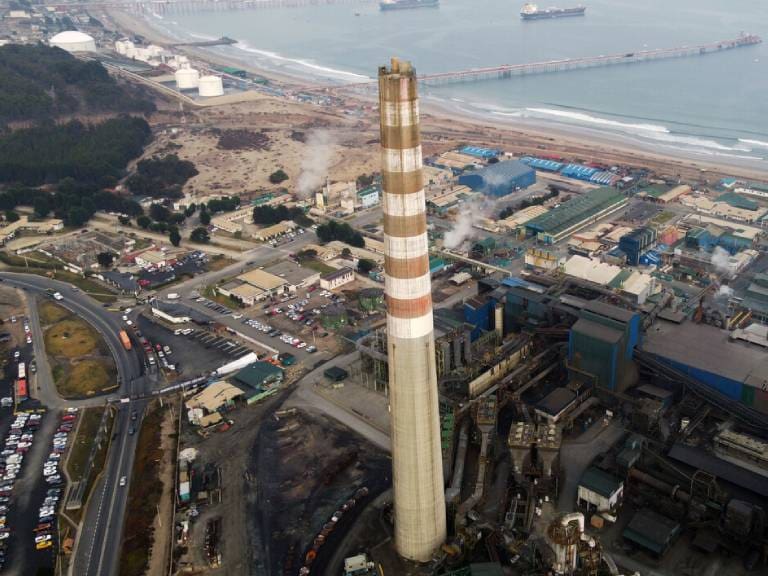 Congreso aprueba ley que permite cerrar la fundición Ventanas de Codelco