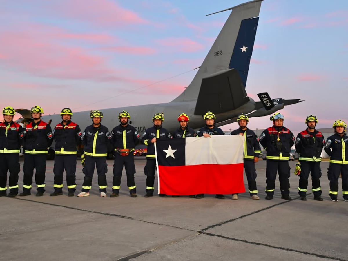 Bomberos de Chile ya busca sobrevivientes en Venezuela: equipo USAR inició operaciones tras los terremotos