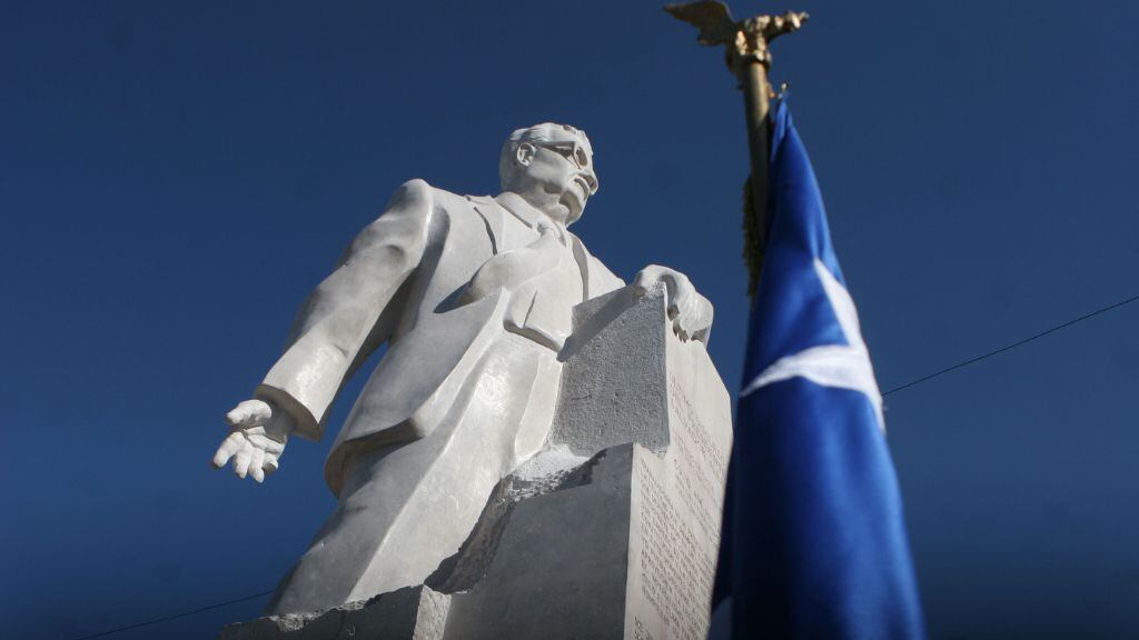Salvador Allende, monumento, san joaquín, 1024x576 jpg ok
