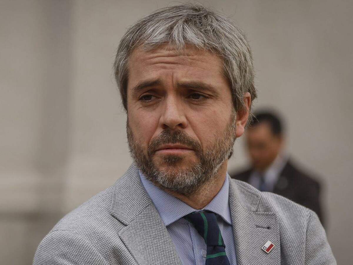 Blumel y balance por cuarentena: 466 personas retenidas por no respetar toque de queda