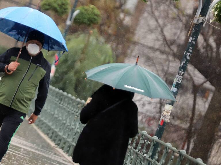 Lluvia: revisa el pronóstico del tiempo para este viernes 1 de julio en Santiago, Puerto Montt y el resto del país
