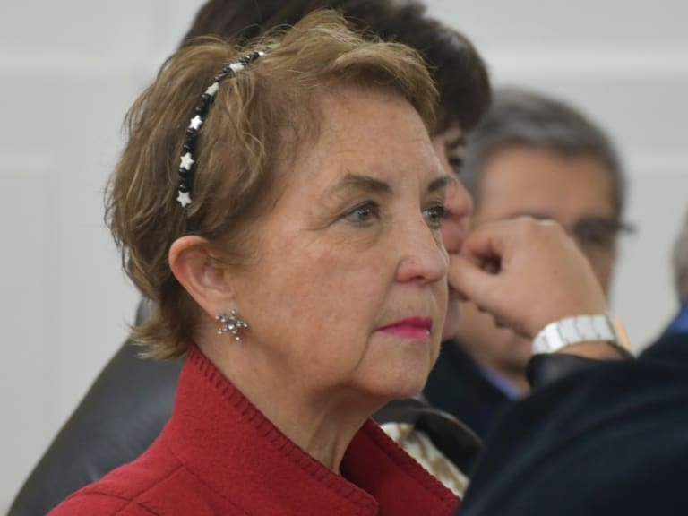 «Aquí no hay una ruptura»: Gloria Hutt descarta debilitaciones al interior de Chile Vamos