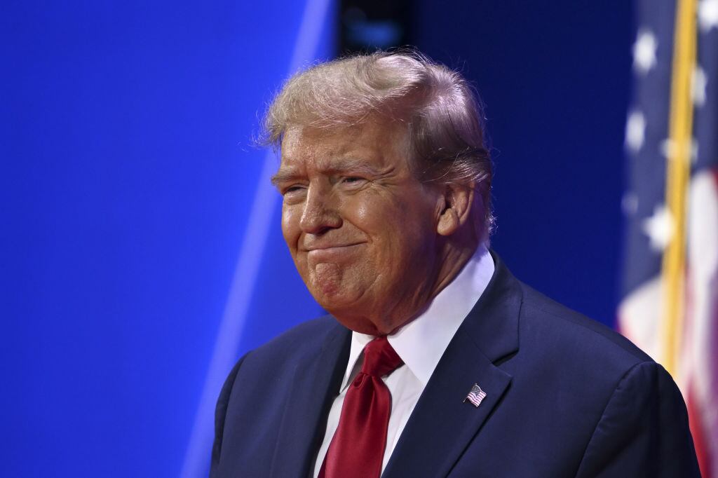 Donald Trump da un discurso en la Conferencia de Acción Política Conservadora en el Resort Gaylord National de Maryland en Estados Unidos.