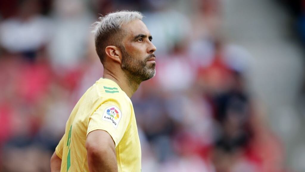 Claudio Bravo: "No hemos tenido ningún contacto con Eduardo Berizzo, dependerá de él si la selección sigue contando conmigo"