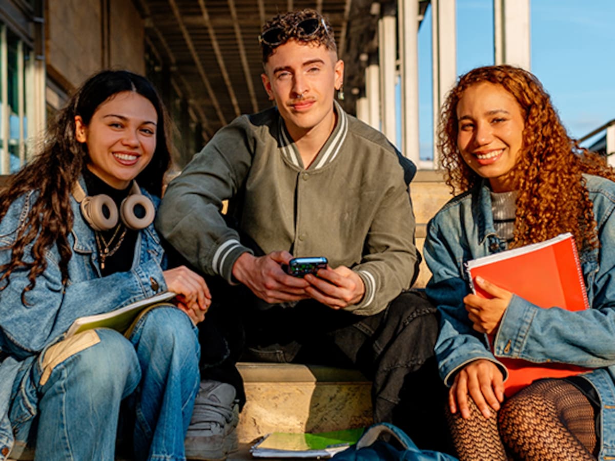 Universidad Autónoma de Chile ofrece 500 becas completas para diplomados en educación