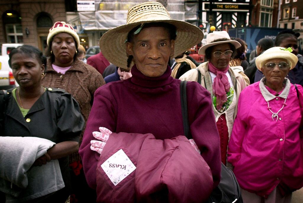 Habitantes de las islas de Chagos antes de un juicio en la corte en Londres