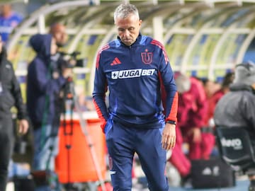 “Hay cosas futbolísticas y disciplinarias para corregir”: el balance de Gustavo Álvarez tras la caída ante River Plate
