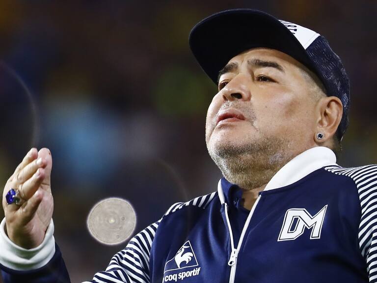Conductor de TV se lanzó contra Maradona: «Es un señor que se metió toda la cocaína del mundo adentro»