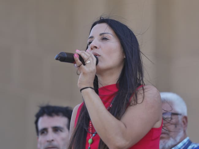 La “Sanadora de Rosario” vuelve a Chile: revisa acá cuándo y dónde se presentará Leda Bergonzi