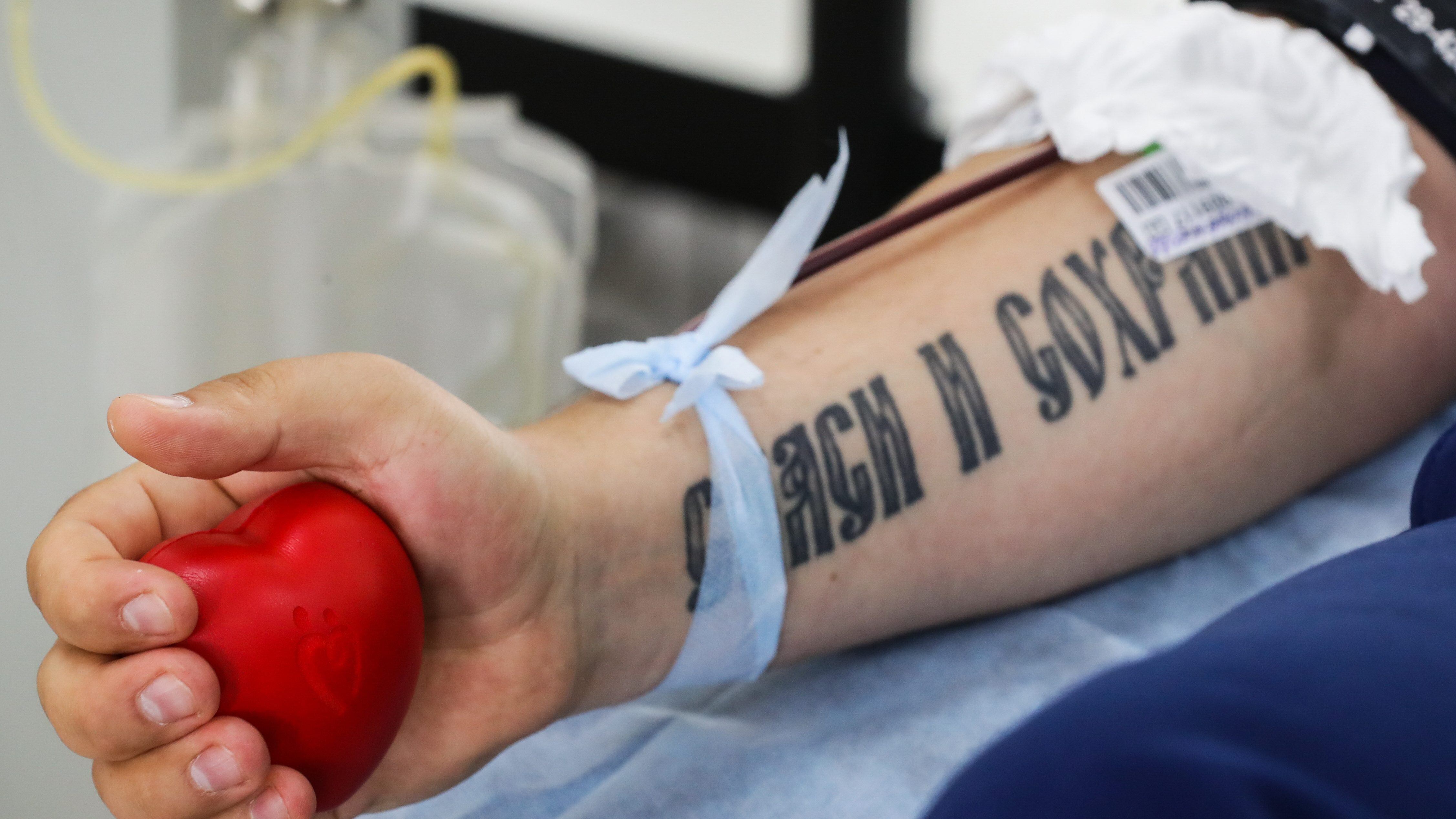 NOVOSIBIRSK, RUSSIA - MAY 22, 2020: A man donates blood at Novosibirsk Blood Centre. Kirill Kukhmar/TASS (Photo by Kirill KukhmarTASS via Getty Images)
