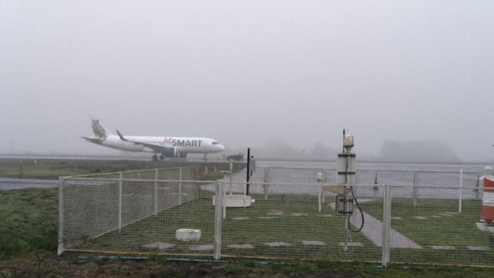 Avión de JetSmart aterrizó de emergencia en Concepción por problema en uno de sus motores