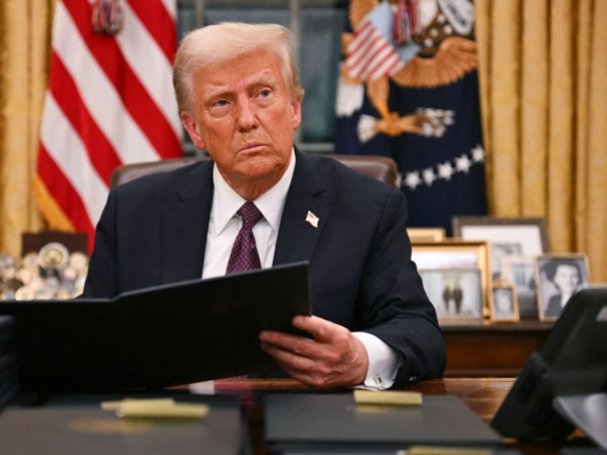 Donald Trump impone nuevos aranceles a todas las importaciones de aluminio y acero