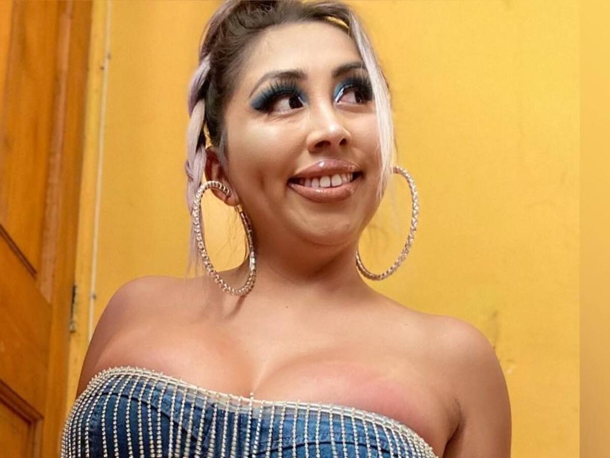 Naya Fácil impactó a sus seguidores con producida sesión de fotos