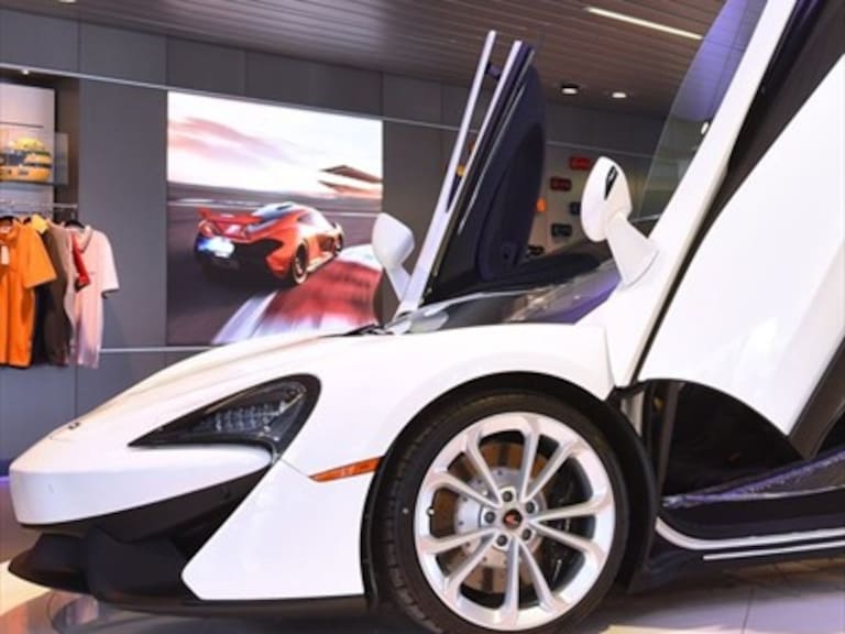 Nuevo McLaren 540C Coupé aterriza en Chile acelerando de 0 a 100 km/h en 3,5 segundos