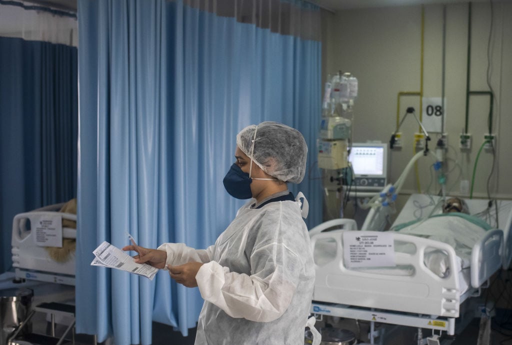 Pacientes Covid-19 en UCI de un hospital de Río de Janeiro
