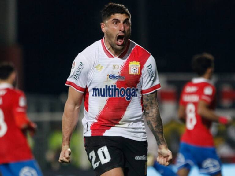 Curicó Unido acrecentó el mal momento de la UC con sólido triunfo en el estadio La Granja