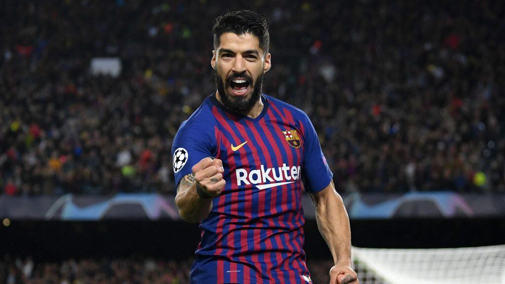 BARCELONA, SPAIN - MAY 01:  Luis Suarez of Barcelona celebrates after he scores his sides first goal during the UEFA Champions League Semi Final first leg match between Barcelona and Liverpool at the Nou Camp on May 01, 2019 in Barcelona, Spain. (Photo by Matthias Hangst/Getty Images)