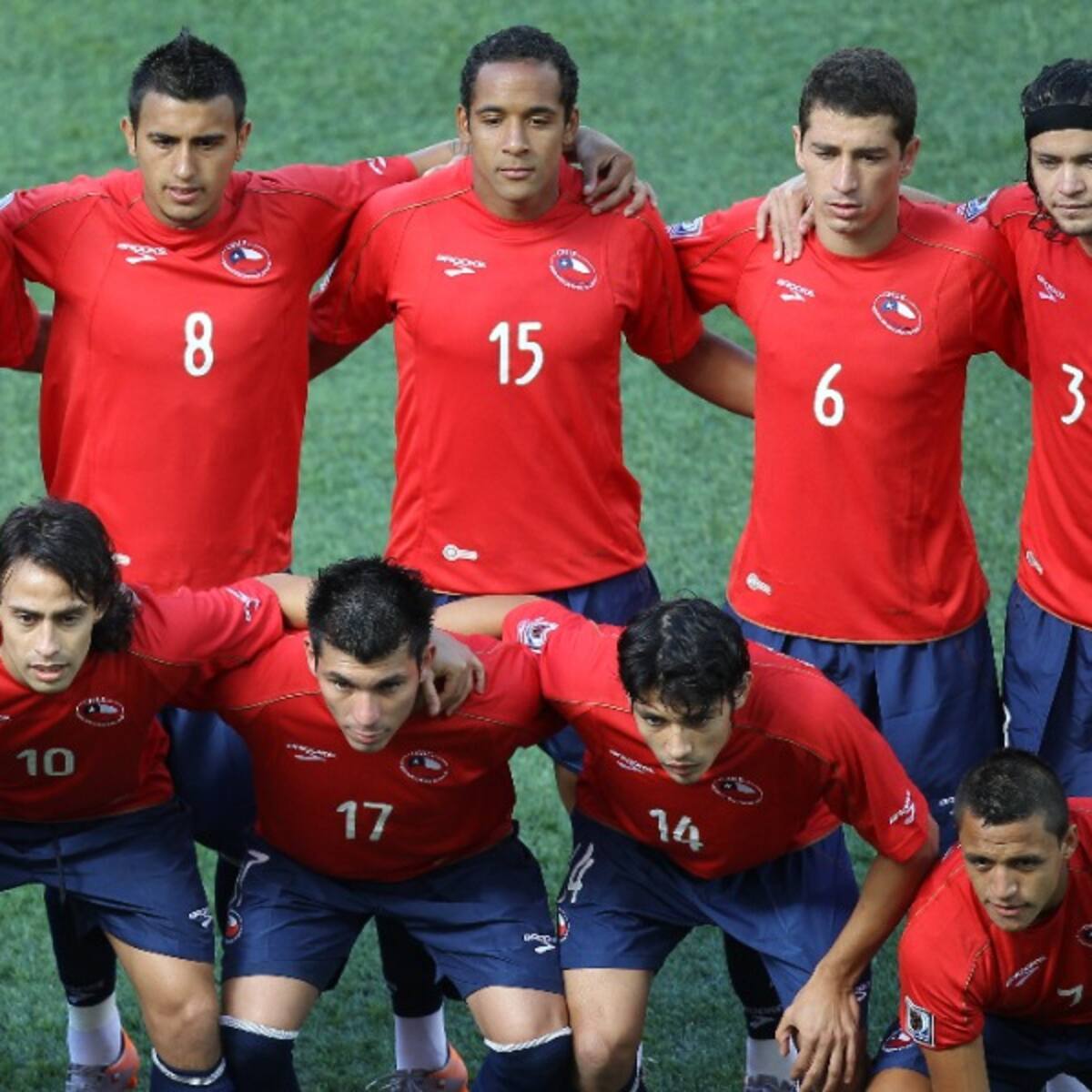“Me hubiese gustado jugar más en la Selección y salir campeón de América; me quedé en la puerta del horno”