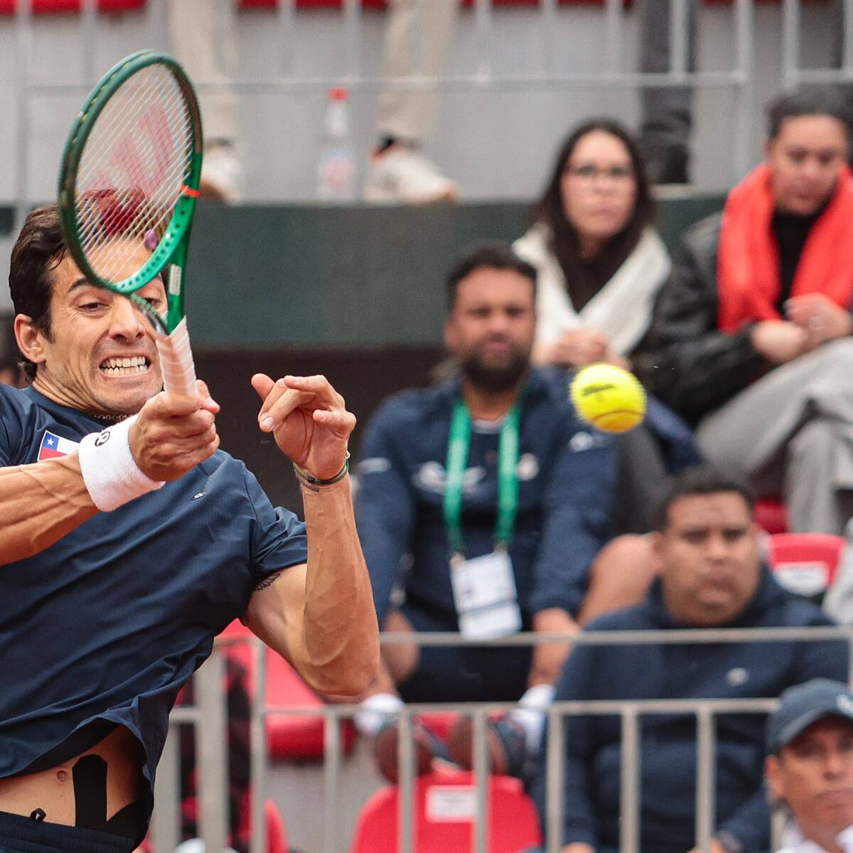Garin sucumbe ante un potente Jódar y Chile queda al borde de la eliminación en Copa Davis