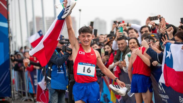 Histórico: Hugo Catrileo logra récord nacional en Maratón de Houston y se acera a los Juegos Olímpicos de París 2024