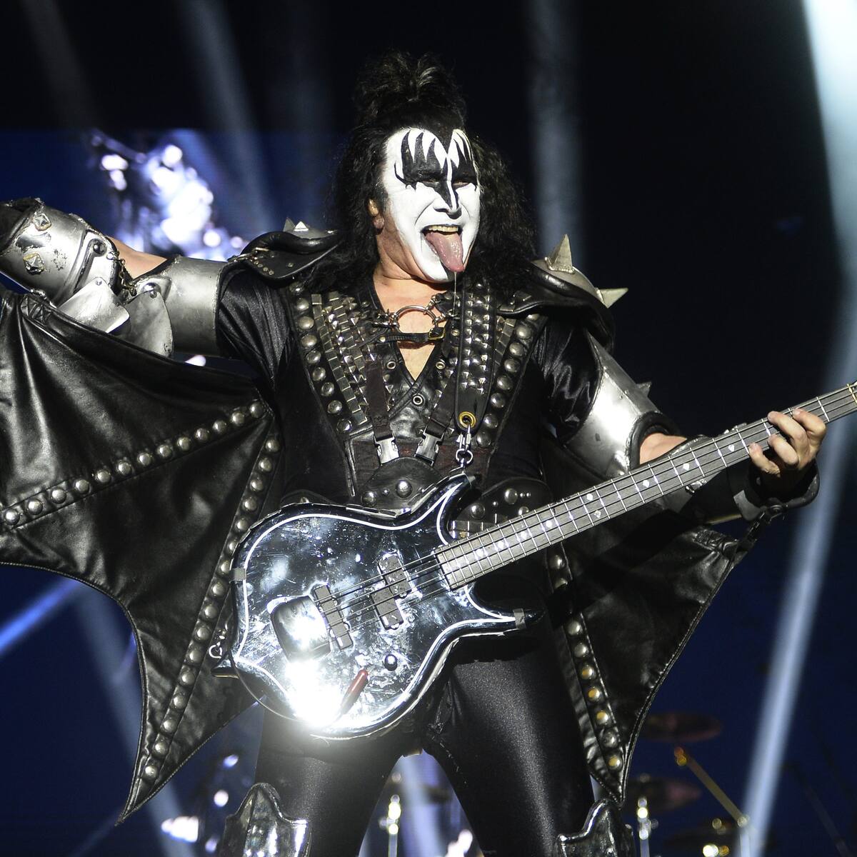 Gene Simmons, leyenda de Kiss, es hospitalizado tras grave accidente vehicular: se desmayó mientras conducía