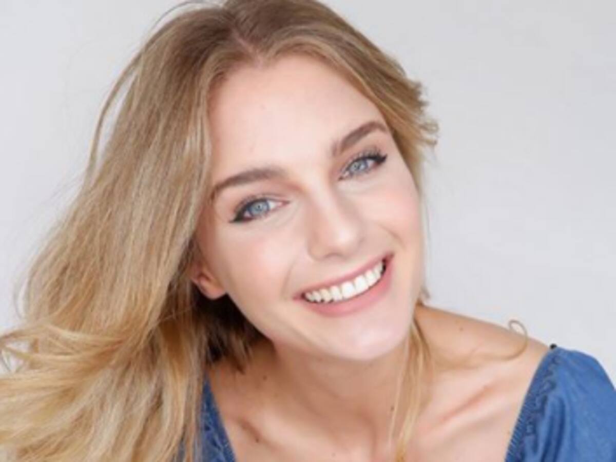 Josefina Montané se llenó de aplausos al mostrar el artístico maquillaje que ella misma se realizó
