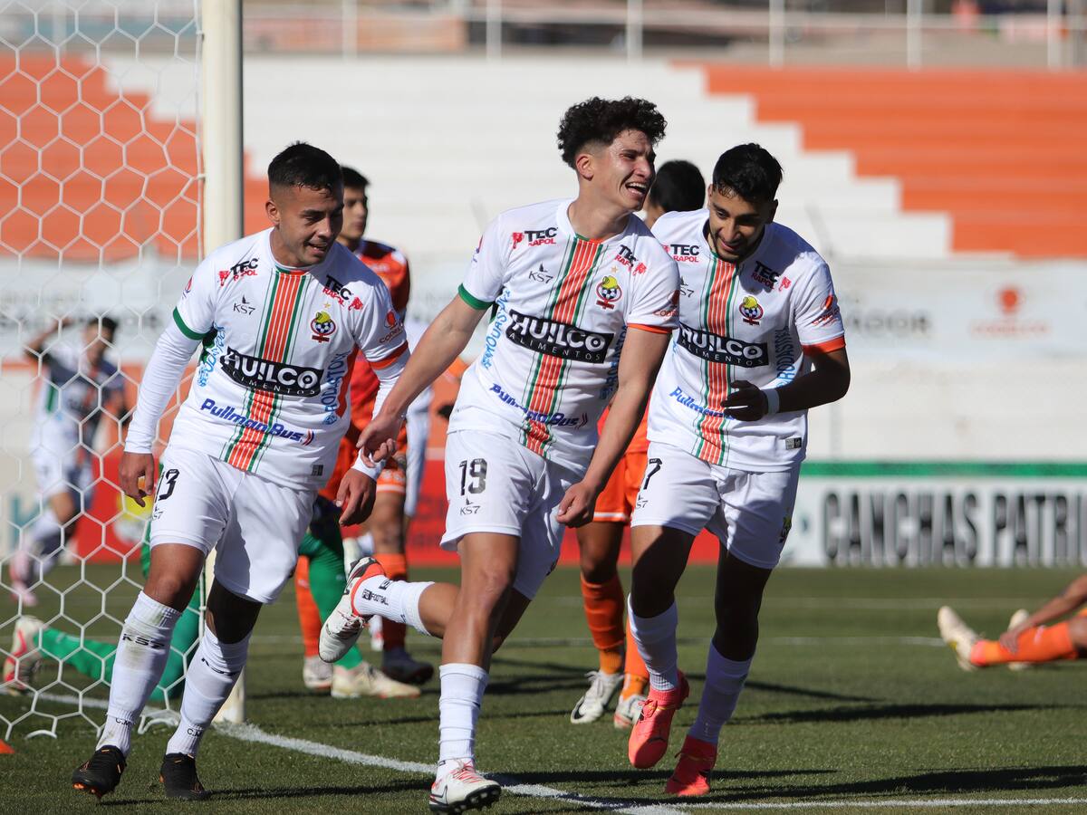 Cobresal logra agónica victoria ante Cobreloa y sale de la zona de descenso en el Campeonato Nacional