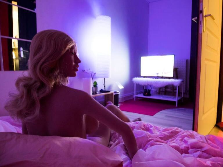 Muñeca Sexual - inflable - genera confusión en Tailandia