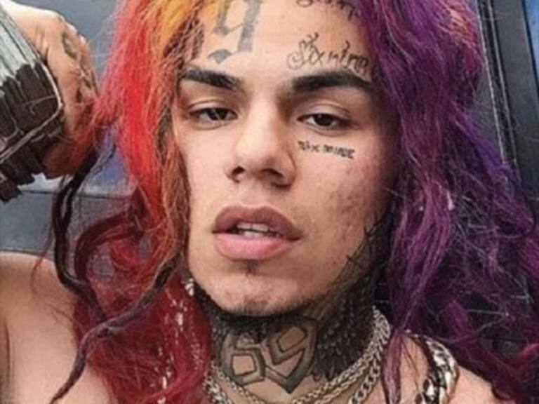 Rapero Tekashi 6ix9ine se declara culpable de nueve cargos federales para reducir su sentencia