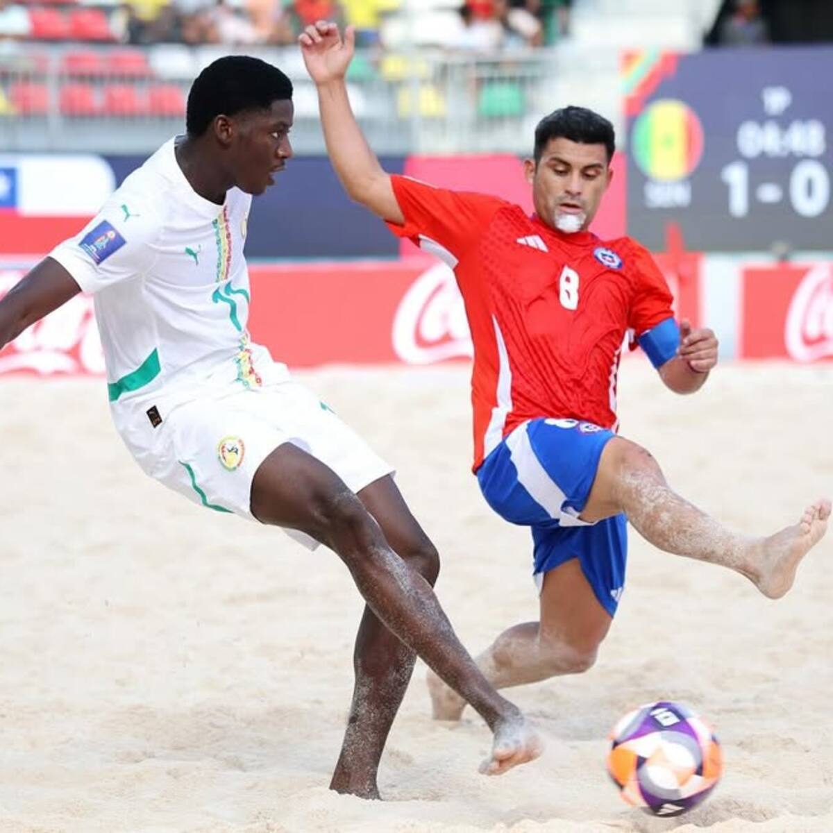 Chile sufre dura derrota ante Senegal en su último partido del grupo en el Mundial de Fútbol Playa 2025