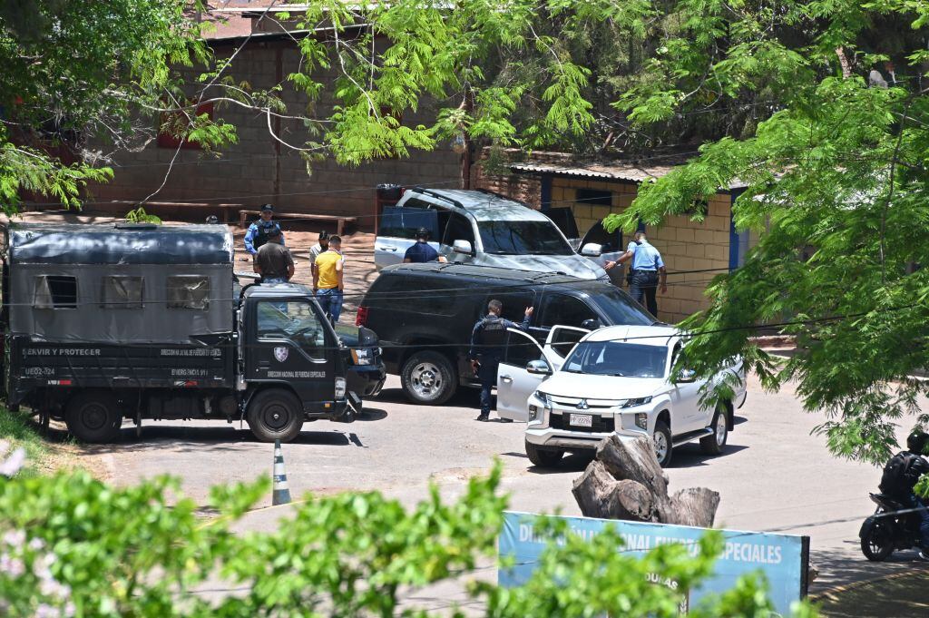 Agentes de la DEA visitan la cárcel donde está recluido Juan Hernández