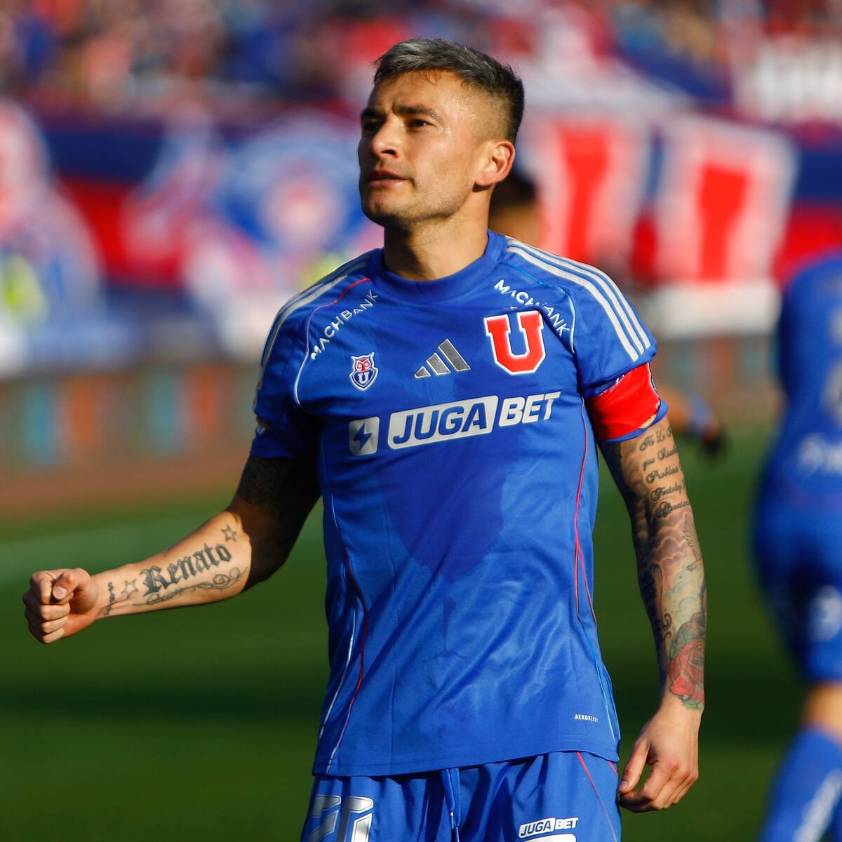Charles Aránguiz despide la temporada de la U y envía clara señal sobre su futuro: “El próximo año...”