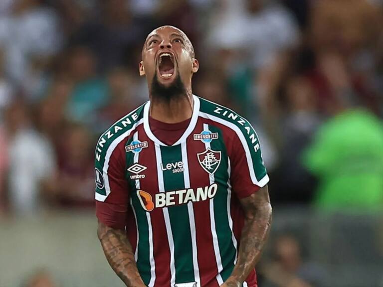 Felipe Melo protagoniza inédita agresión luego de que el Fluminense perdiera en el último minuto