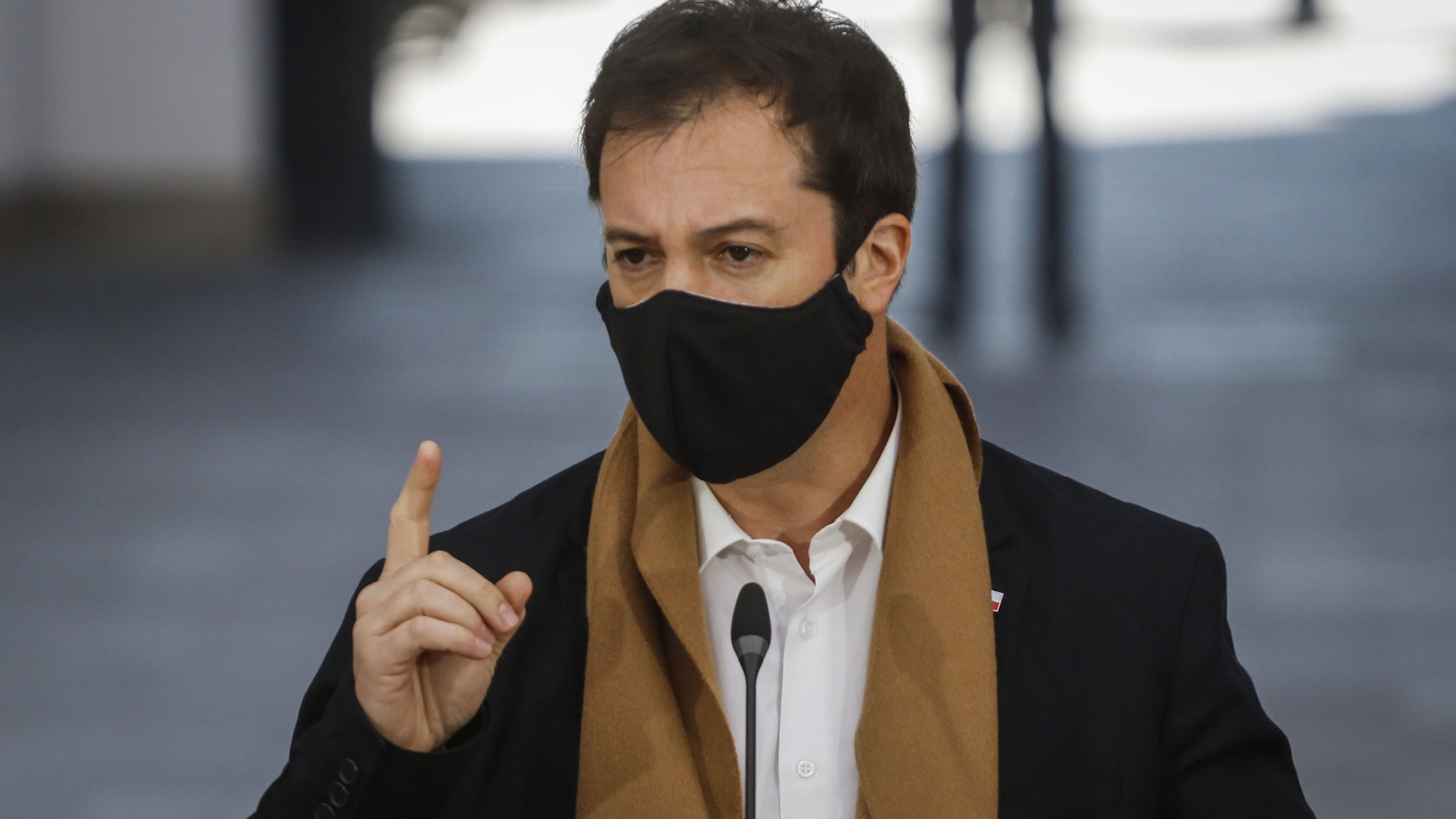 Ministro de Economía por reactivación: “Estamos viendo la luz al final del túnel”