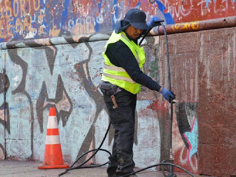 100% pintadas: finalizó el proyecto de recuperación de las fachadas de la Alameda