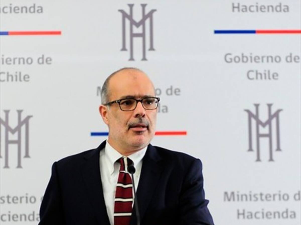 Valdés respalda «preocupaciones» de ministro de Economía y subsecretario de Hacienda por Dominga