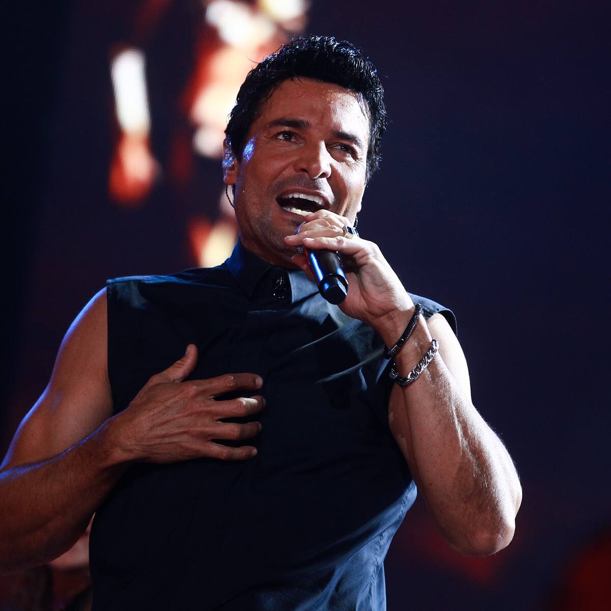 “Me hacían mucha falta”: Chayanne aterriza en Chile y enciende la previa de su gira “Bailemos Otra Vez”