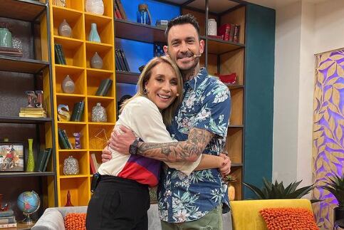 Mauricio Pinilla y Karen Doggenweiler