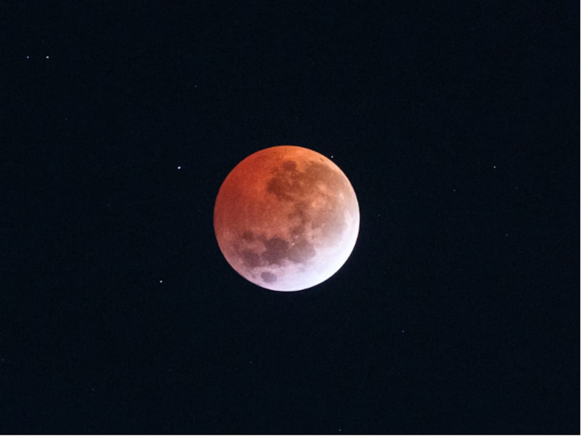 Luna de sangre en Chile 2026: fecha, hora exacta y los lugares en que se verá desde el país