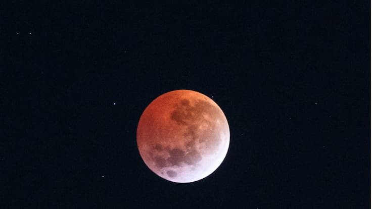 Luna de sangre en Chile 2026: fecha, hora exacta y los lugares en que se verá desde el país