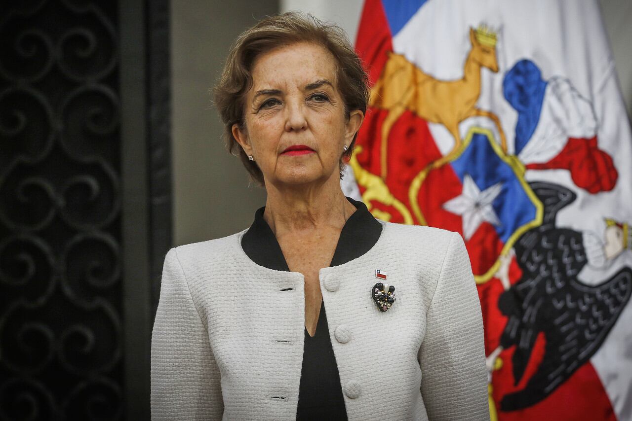La ministra de Transportes, Gloria Hutt