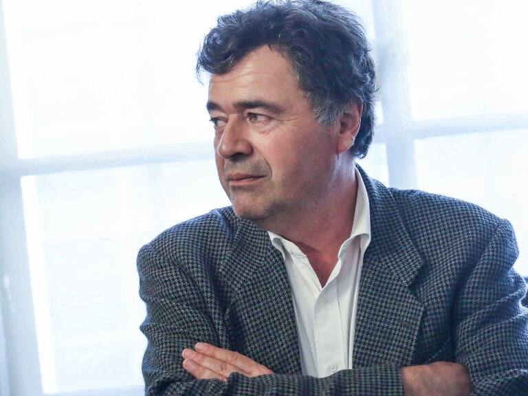 Presidente Boric saca a Esteban Valenzuela del ministero de Agricultura